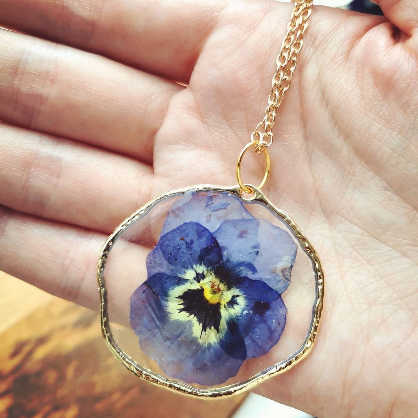 Real viola flower botanical terrarium pendant necklace on a 20in gold plated or 14k gold filled chain. Organic circle, large pansy
