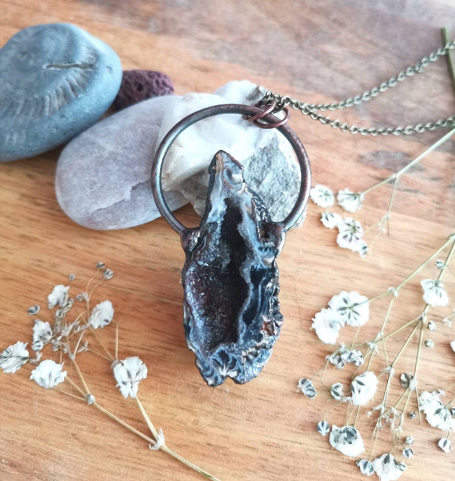 Natural Druzy agate Geode crystal necklace, real unique raw geode on a bronze brass chain. Crystal for decision making, balance Chi.