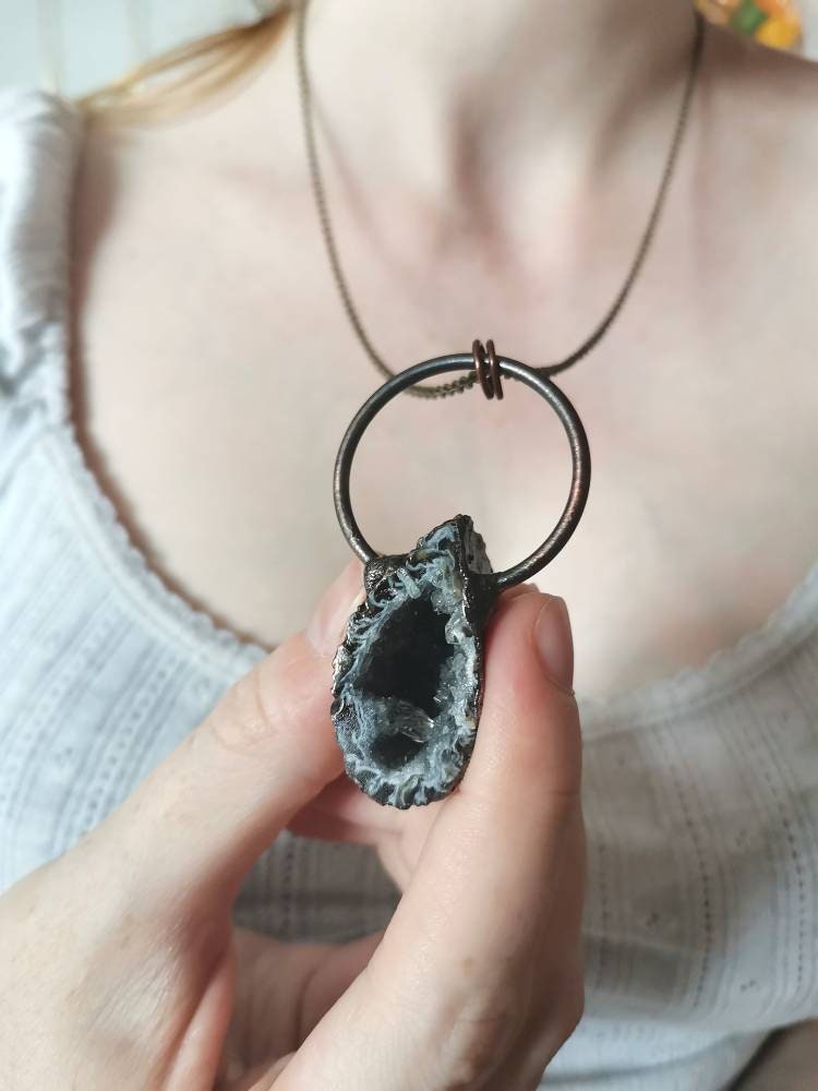 Natural Druzy agate Geode crystal necklace, real unique raw geode on a bronze brass chain. Crystal for decision making, balance Chi.