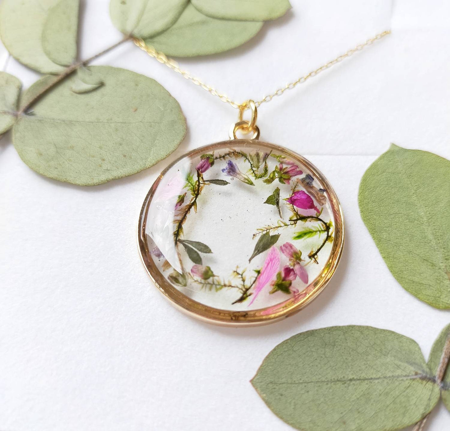 Personalised moss, pressed flower, Heather, resin necklace on gold plated or 14k gold filled chain. Christmas gift, wishes