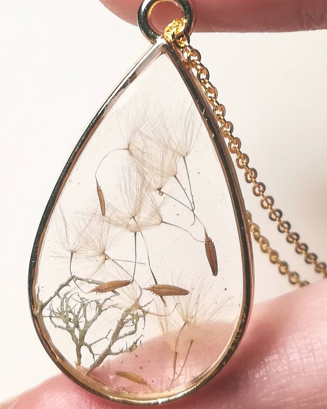 Real dandelion seed terrarium pendant necklace on gold plated or 14k gold filled chain. Make a wish necklace, goodluck necklace, mothers day