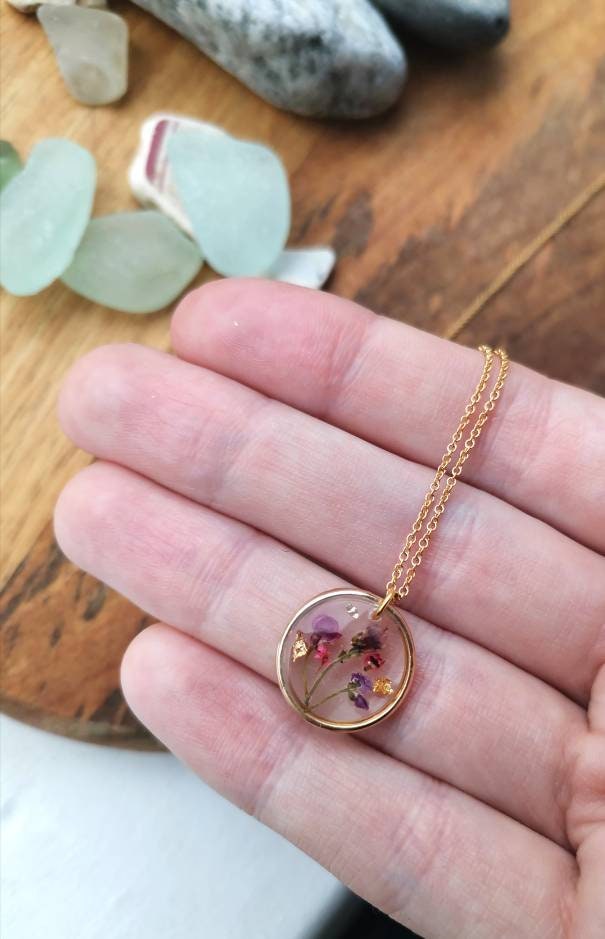 Alyssum, Heather and gold leaf flower minimalist circle 16mm gold plated pendant necklace on 14k gold fill chain, handmade