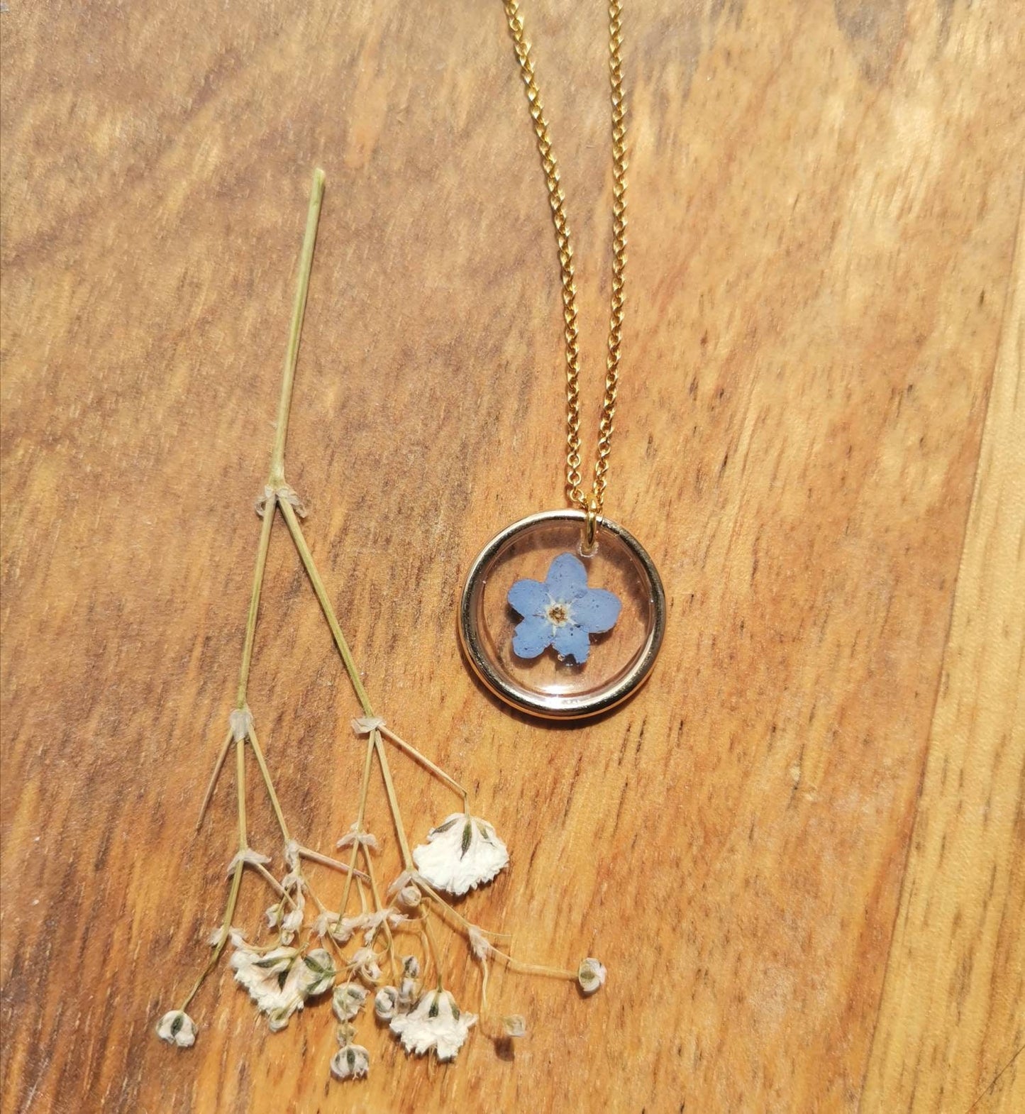 Dainty Real forget me not  flower minimalist circle 16mm gold plated pendant necklace on 14k gold fill chain, handmade in Yorkshire.