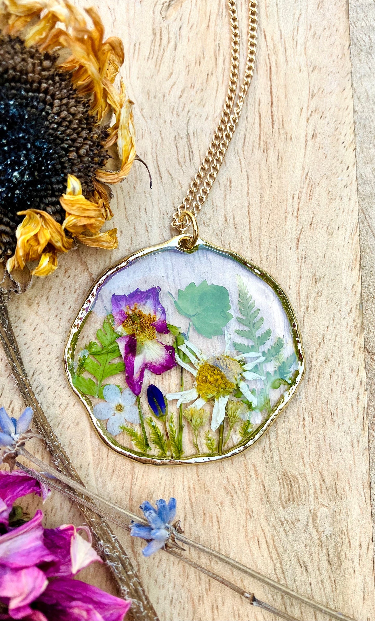 Chamomile and rose flower botanical terrarium pendant necklace on a 20in gold plated or 14k gold filled chain. Organic, large circle.